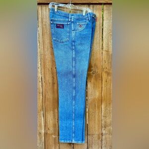 WRANGLER Men's Wrangler 20X Original Fit 22MWXVM Dry Clean/Heavy Starched 33X36